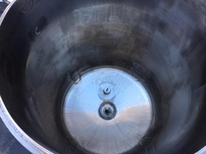 Used 5,500 liter Mueller s.s. Jacketed Tank
