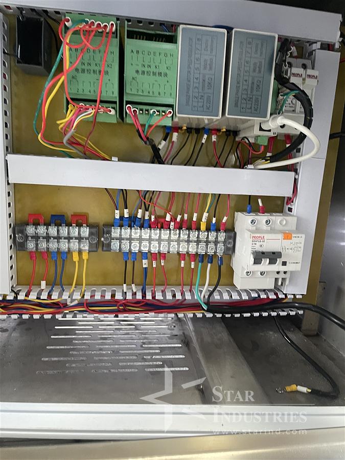 Used Wrap Labeler with Conveyor
