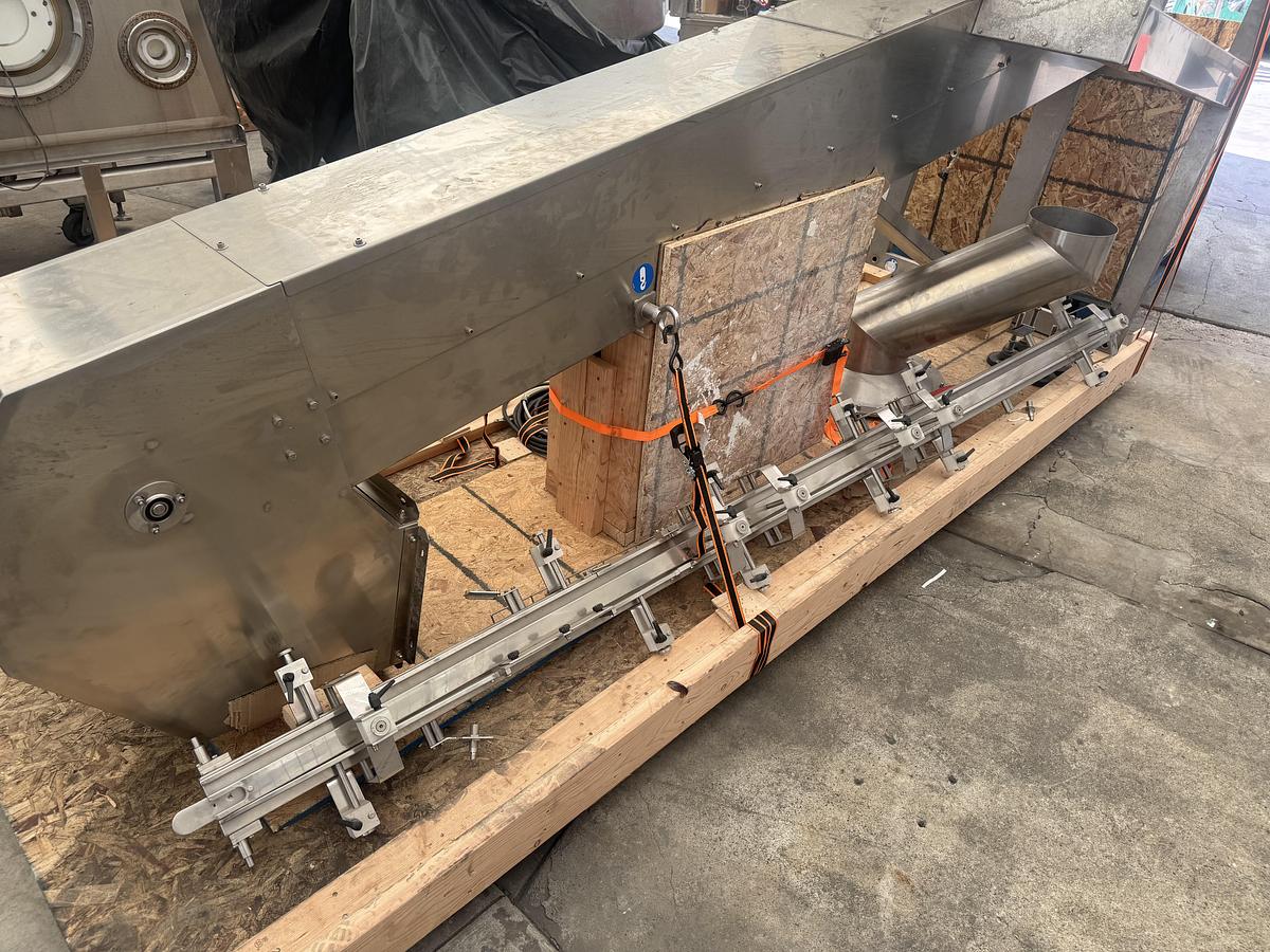 Used Arol Capper with Hopper and Elevator