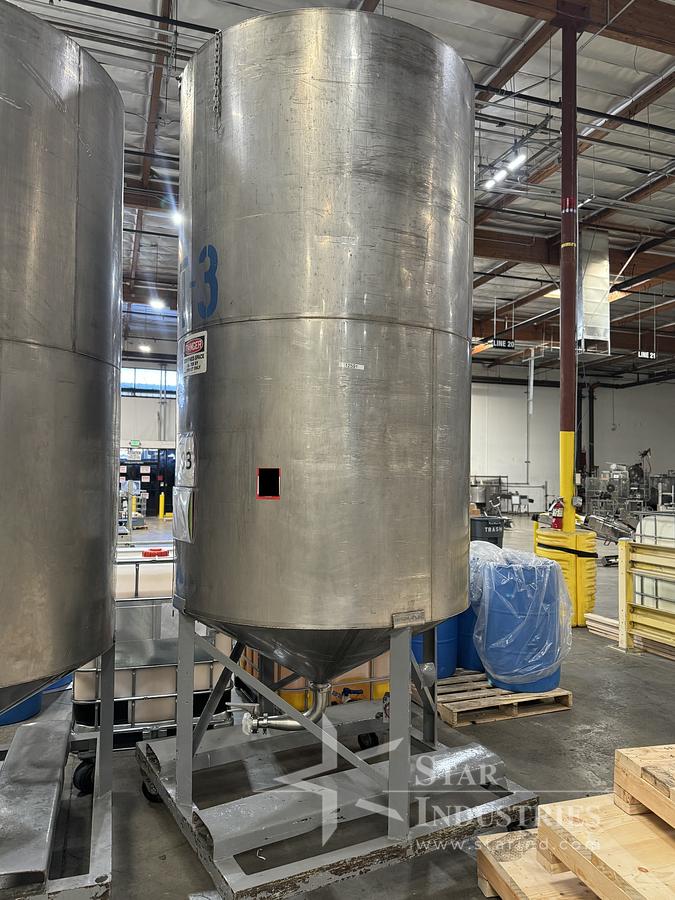 Used Tank, 750 Gallon, Stainless Steel, Cone Bottom,