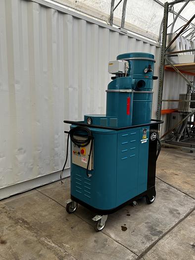 Used Nilfisk 3508W Dust Collector