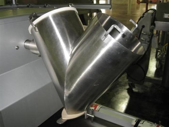 Used 8 quart Patterson Kelly Blendmaster, with bar