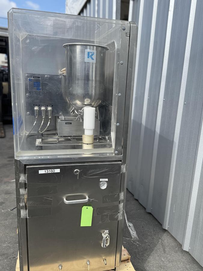 Used Fette PKB 3 Spraying System