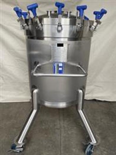 Used 350 liter Feldmeier Tank