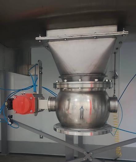 Used Used 10,000L Ribbon Blender