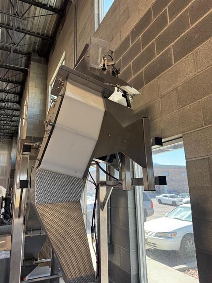 Used Scoop Dropper - Assembly, DV200 2 Gate with Hopper Elevator 