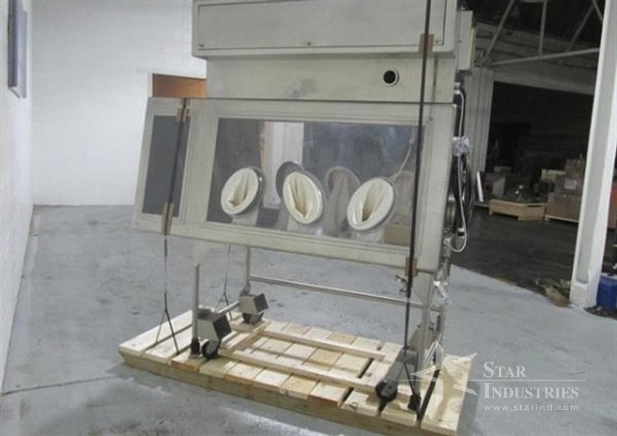 Used La Calhene Isolator Glove Box