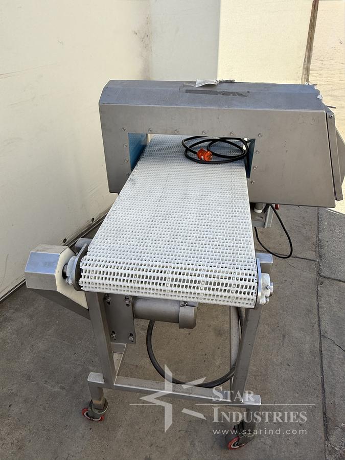 Used Loma Systems IQ3 Metal Detector