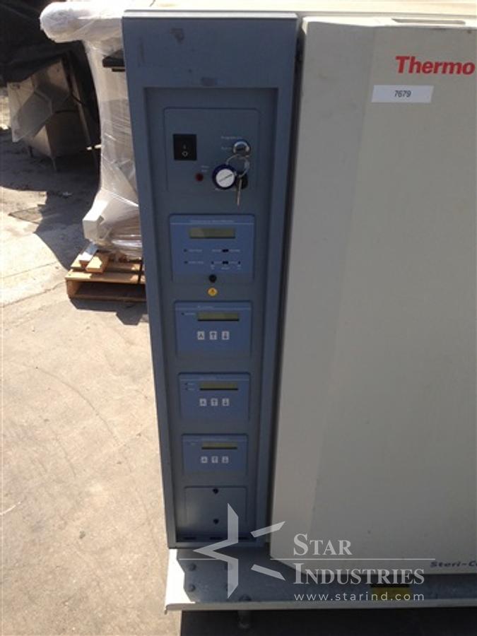 Used Thermo Forma CO2 Incubator, Model 3860