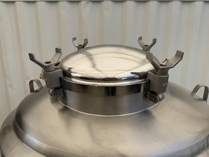 Used 1,000 Liter DCI Tank 316L