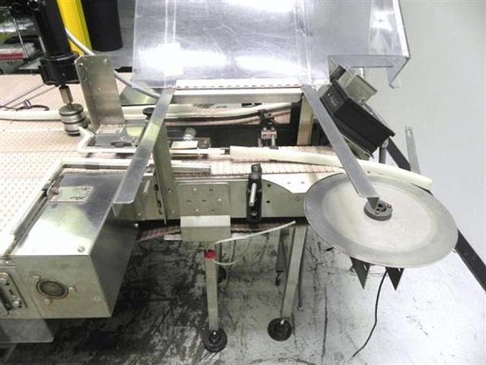 Used Garvey 9700 series Bi-Directional accumulation table