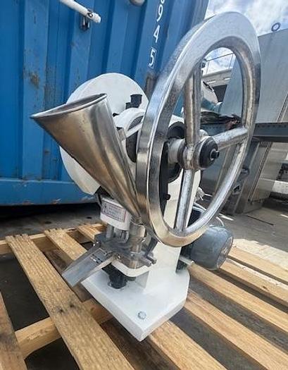 Used Single-punch Table-top CAPSULCN Tablet Press, Model TDP-5