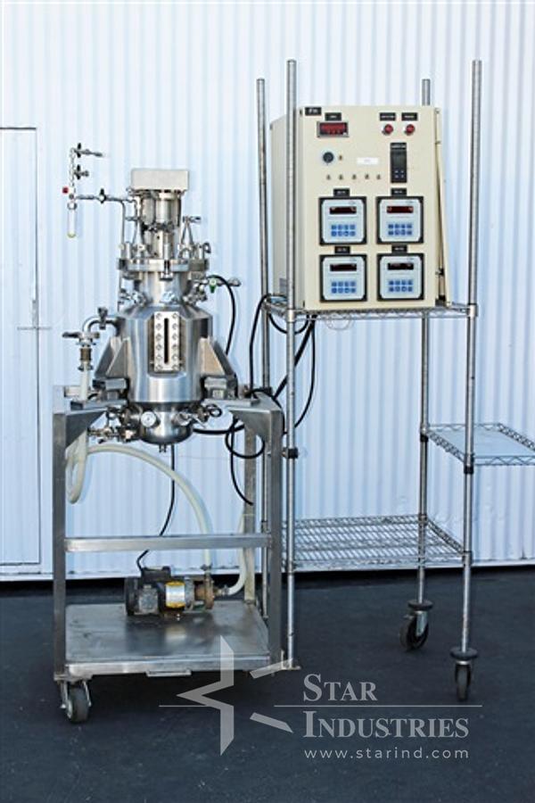 Used 15 liter DCI Reactor w/ Control Panel
