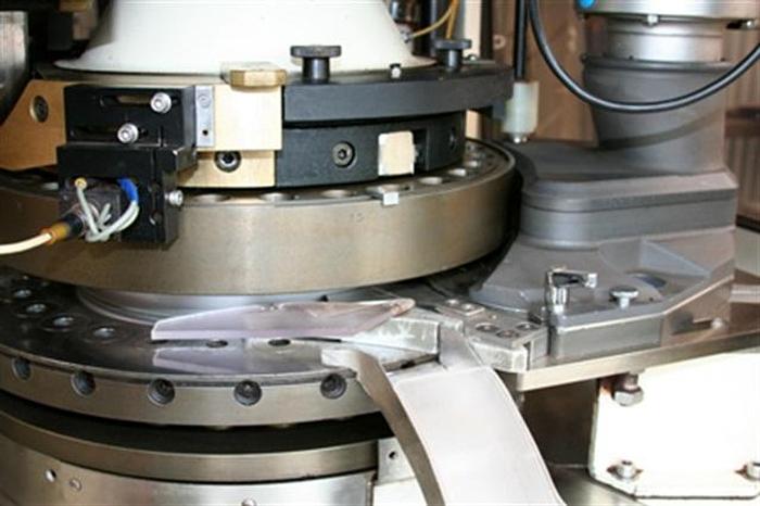 Used Fette 2000 29 st. D-tooled Tablet Press