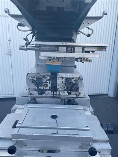 Used UNI-FLO S/S ELEVATOR                        #3281