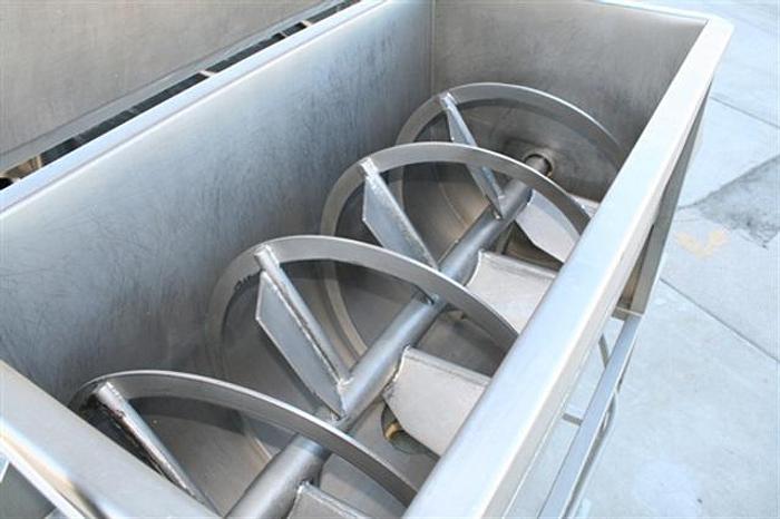 Used Ribbon Blender, 20 cu. ft. total capacity, s.s.