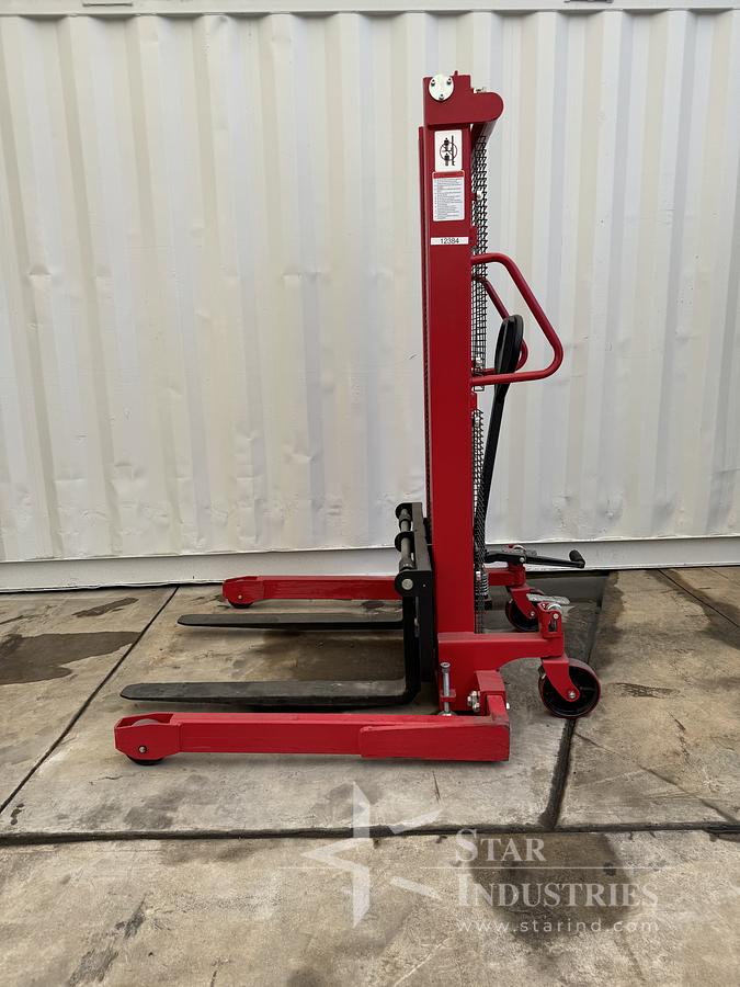 Used Dayton Hydraulic Fork Lifter