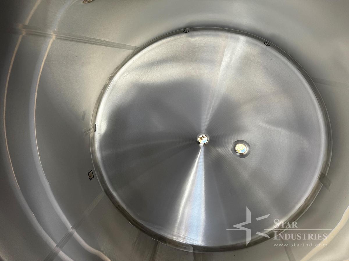 Used Tank, 1,500 Gallon, Stainless Steel, Vertical, Cherry-Burrell