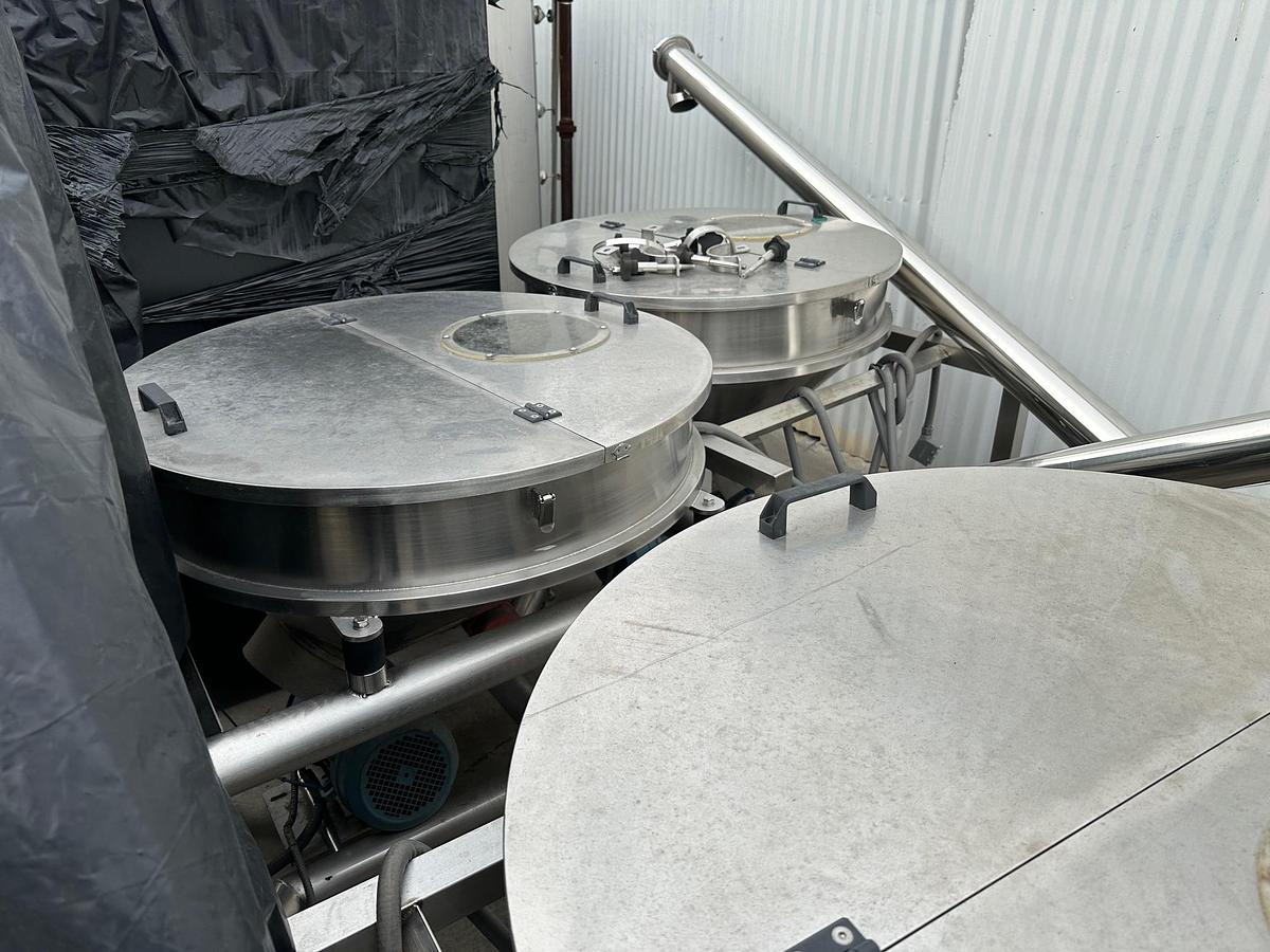 Used Stainless Steel Screw Conveyor 96'' Drop height. incomplete