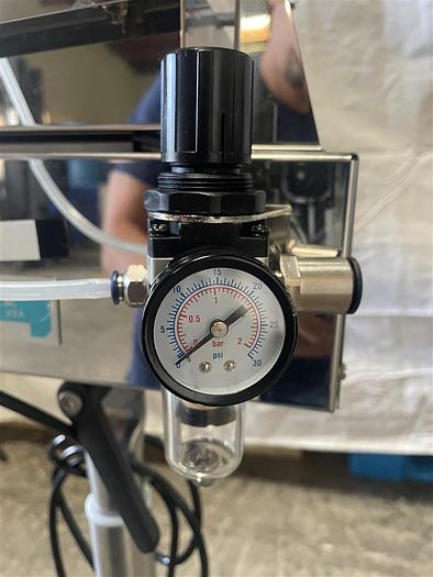 Used Key Int'l. TD-101 Pour-thru Deduster