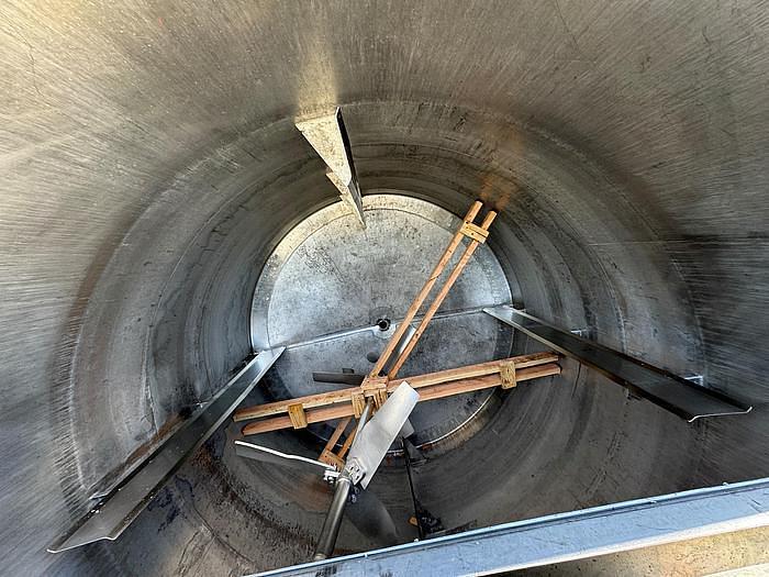 Used Stainless steel agitated dimple jacketed mix tank, approximately 3,000 Gallon