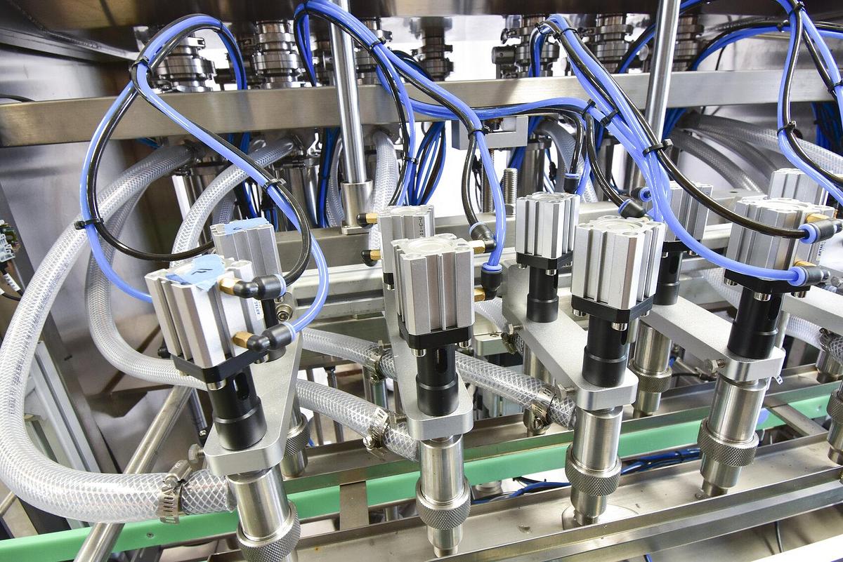 Used 12 Nozzle Filling Machine