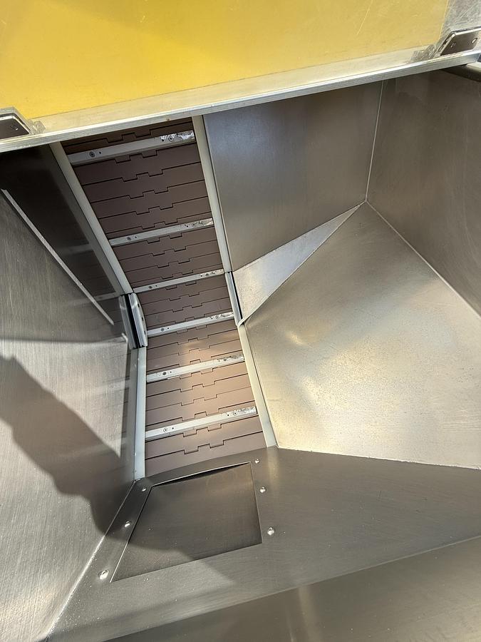 Used Capper with Cap Elevator