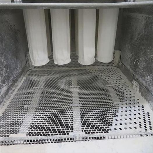 Used Stainless Steel Semi-Bulk Systems bag break station
