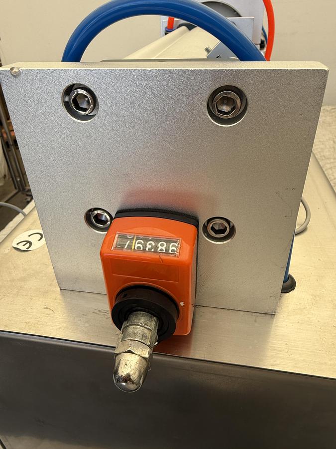 Used Liquid filling Machine