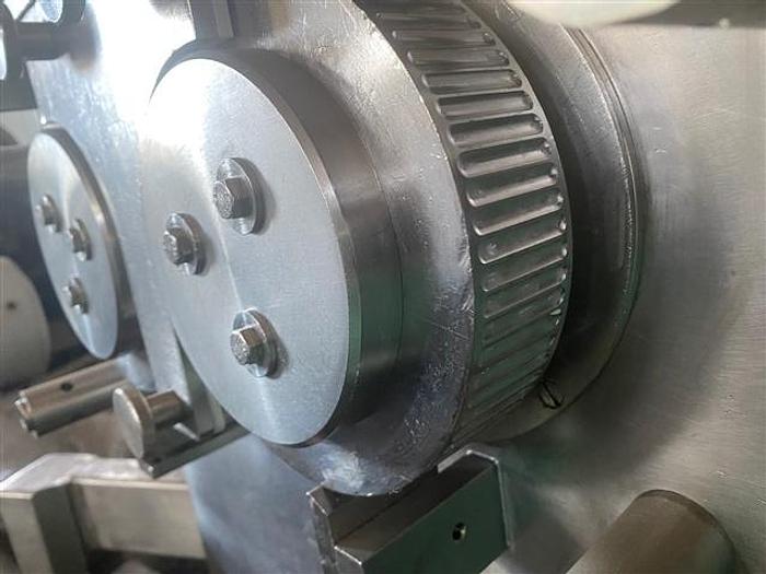 Used Fitzpatrick IR 520 Chilsonator/Roller Compactor with M5A Mill.