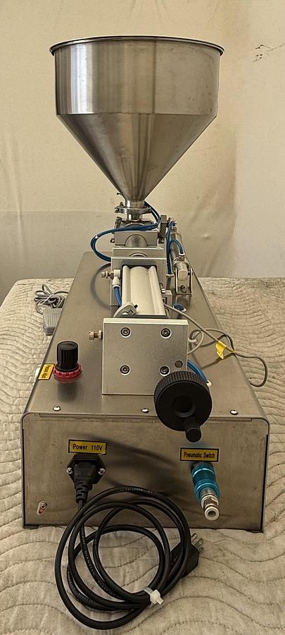 Used Pneumatic Horizontal Paste Filling Machine 