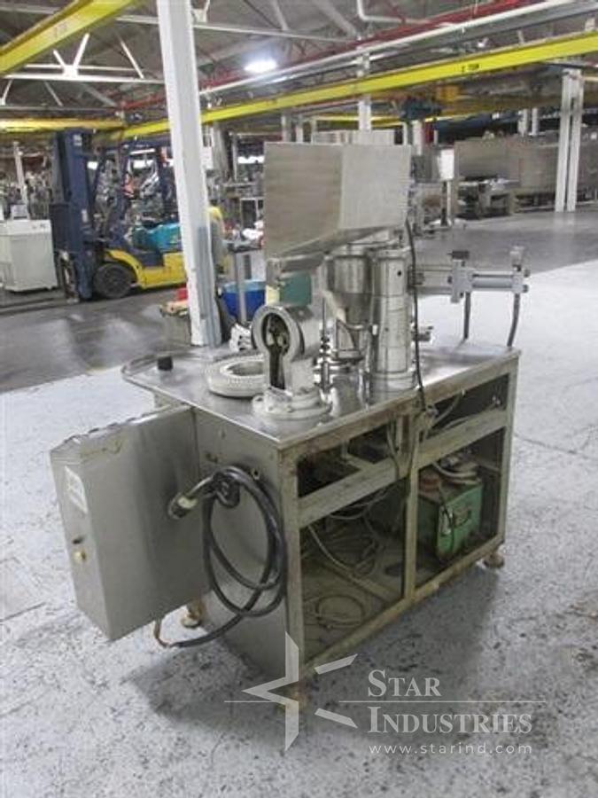 Used 500 GALLON DCI JACKETED STAINLESS TANK