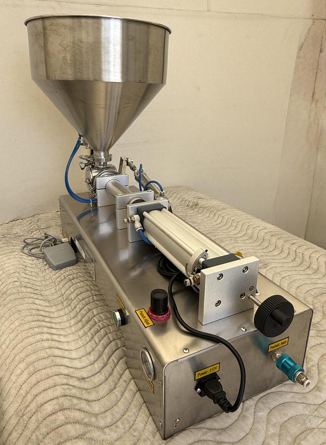 Used Pneumatic Horizontal Paste Filling Machine 