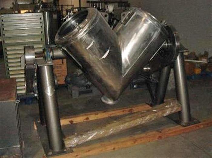 Used Patterson-Kelley 10 c.f. V-blender