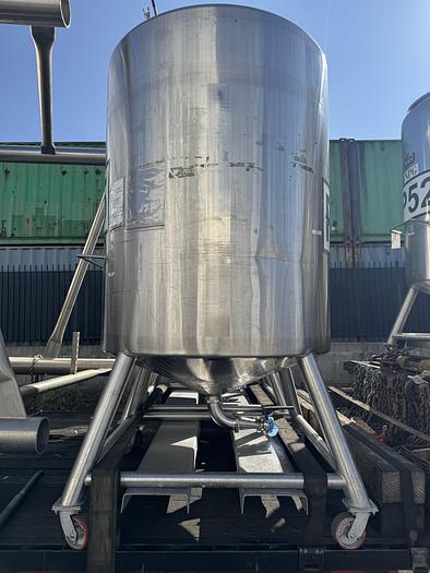 Used Tank, 550 Gallon, 316 Stainless Steel, Dome Top, Cone Bottom, Portable