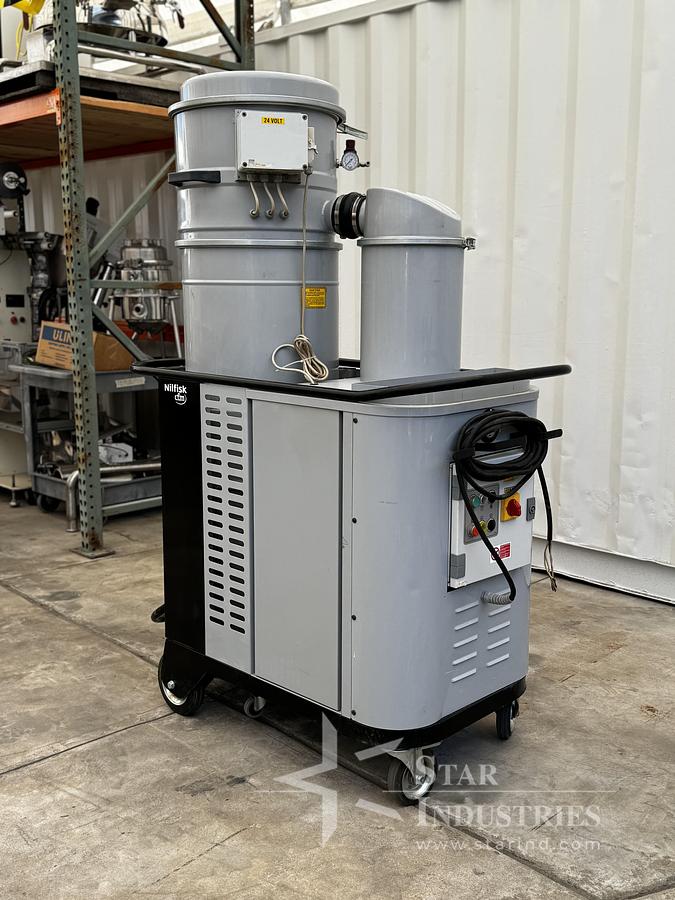 Used Nilfisk 3508W Dust Collector