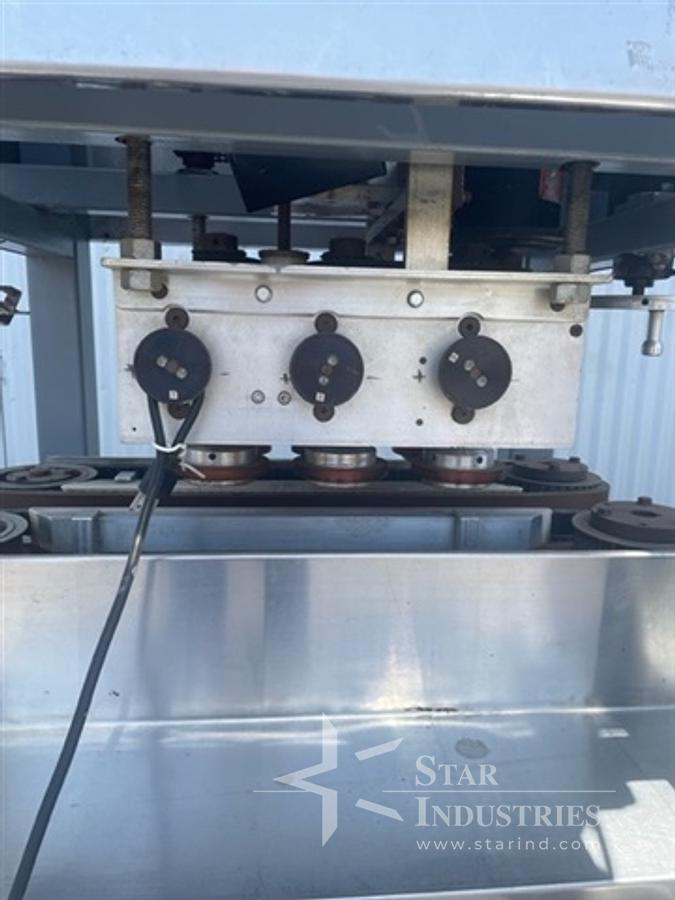 Used Capper, 6-spindle generic