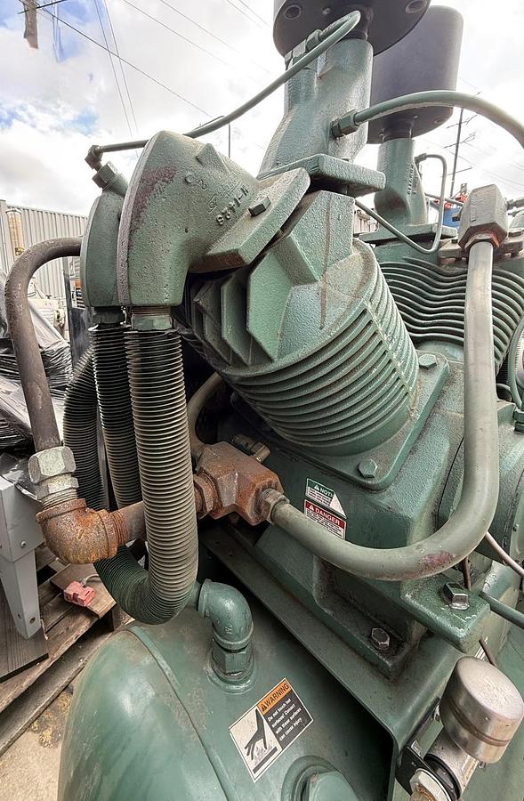 Used Compressor, Commercial, Champion Pneumatic, 25HP