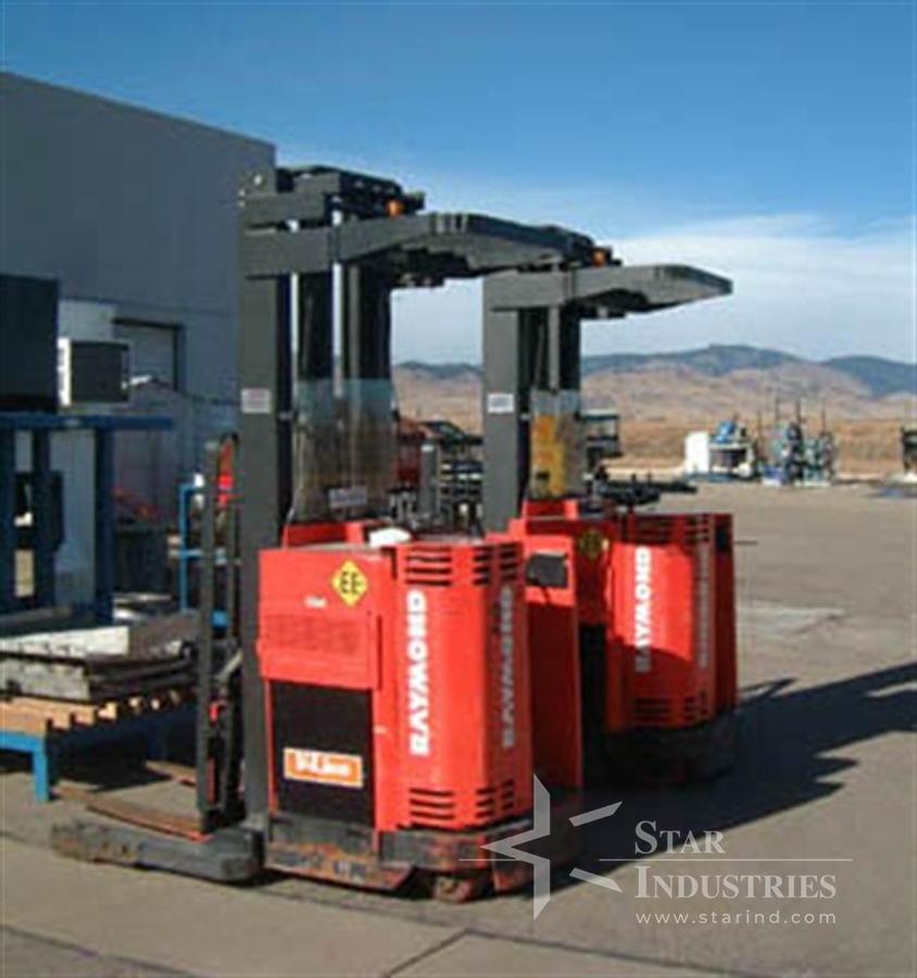 Used FORKLIFT
