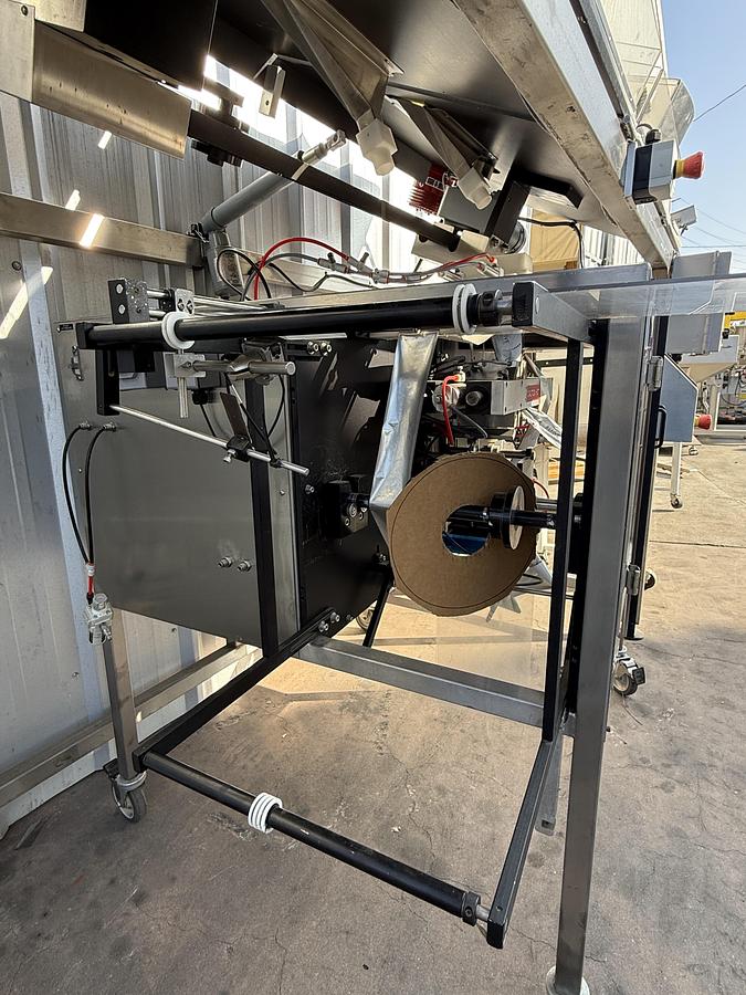 Used GO PACKER 1000 with FEEDER