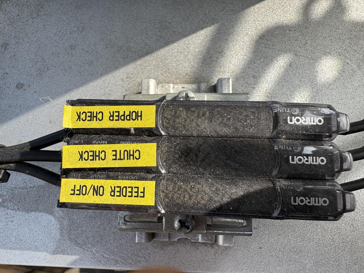 Used Sky Soft Gel Press Capper w/feeder Bowl