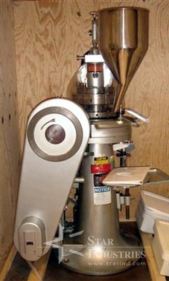 Used Key 16 station B-tooled Tablet Press