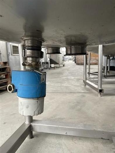 Used 600 gallon Hartel Stainless Steel Insulated Tank