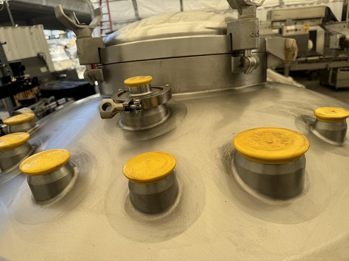 Used 1,000 Liter DCI Tank 316L