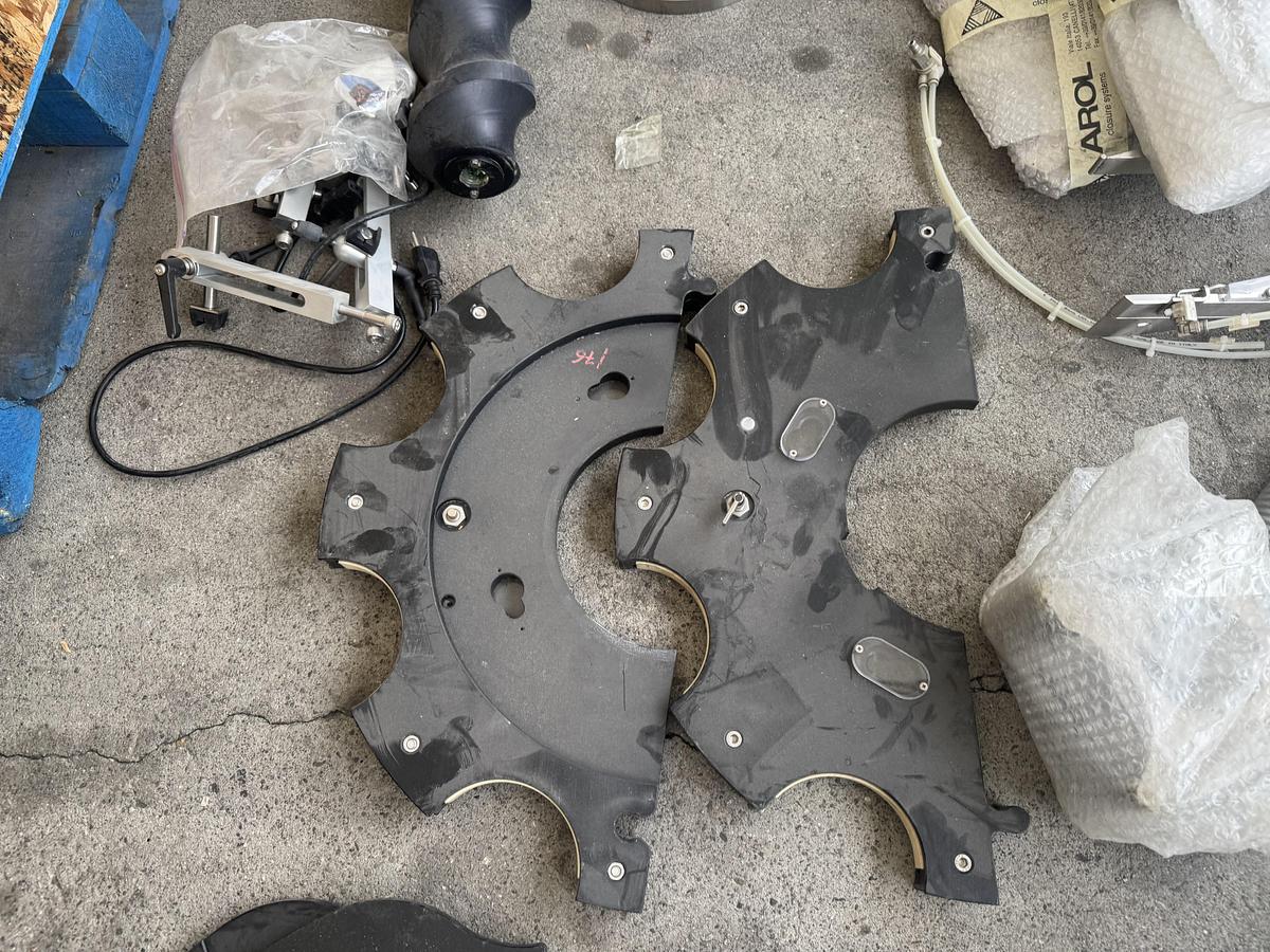 Used Arol Capper with Hopper and Elevator