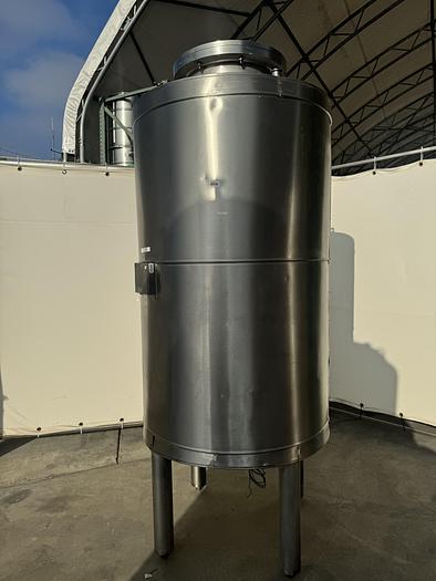 Used 1,000 liter Getinge S.S. Pressure Vessal, Insulated