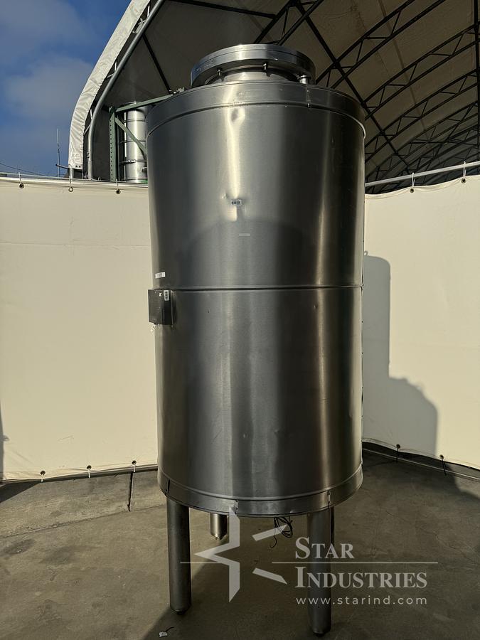 Used 1,000 liter Getinge S.S. Pressure Vessal, Insulated