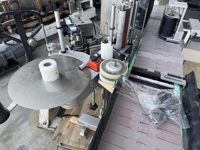 Used CVC310E10 Labeler, 10" x 60" Conveyor
