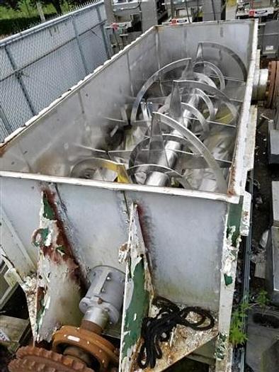 Used 270 c.f. S.S. Ribbon Blender