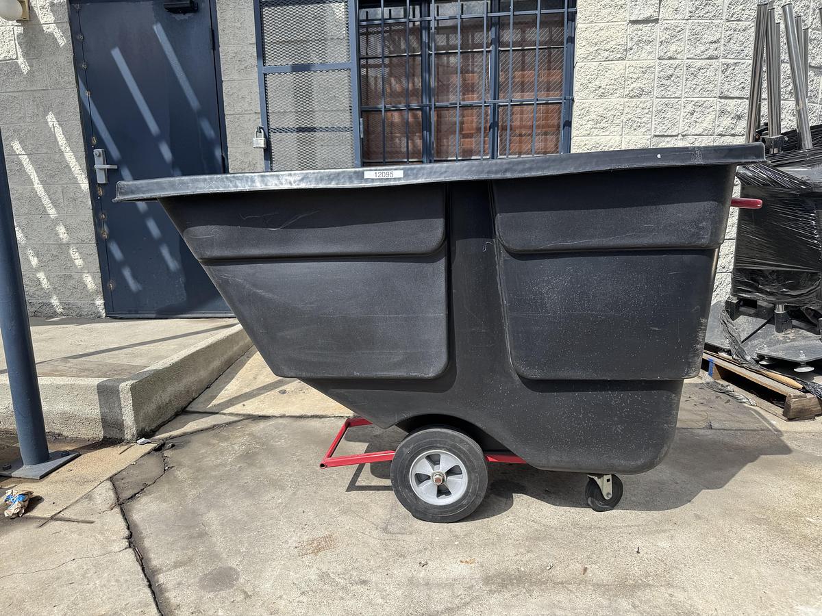 Used Rubbermaid Black Plastic Disposal Bin